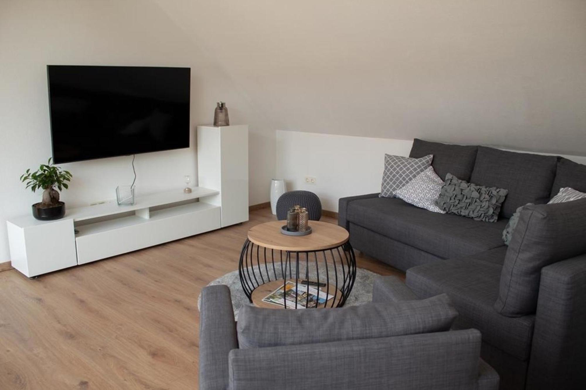 Ferienwohnung Kurz "Panoramablick" ヴェルトハイム エクステリア 写真